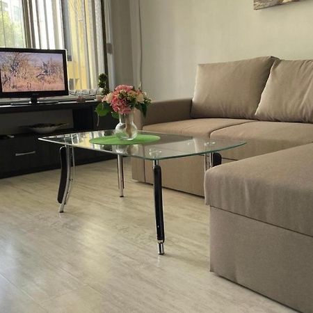 Apartamento Lotos Apartament Burgas Exterior foto